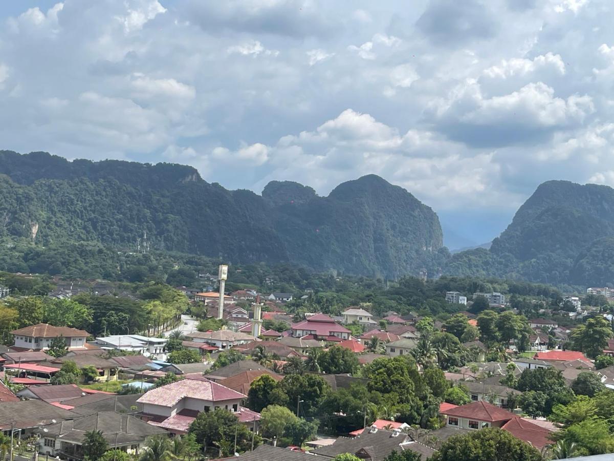 Tambun The Cove Your Ultimate Relaxation Getaway777 -3 Bed -no Pets Allow Pangsapuri Ipoh